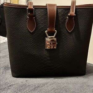 Dooney & Bourke Textured Black and Brown Handbag